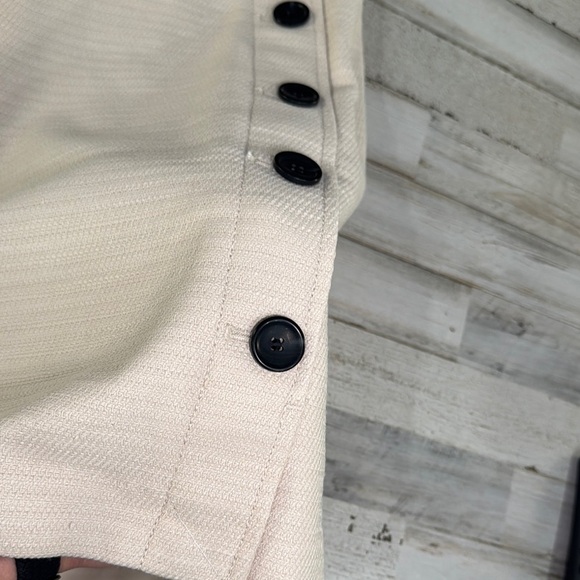 Ann Taylor Women’s Cream Textured Skirt with Button-Detailed Skirt - Picture 5 of 14